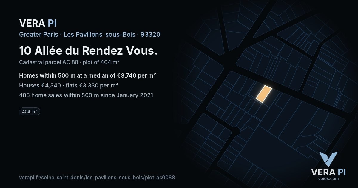10 Allée du Rendez Vous, Les Pavillons-sous-Bois at night – the plot lit, the parcels around coloured by the prices near them