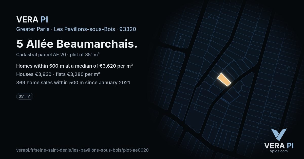 5 Allée Beaumarchais, Les Pavillons-sous-Bois at night – the plot lit, the parcels around coloured by the prices near them