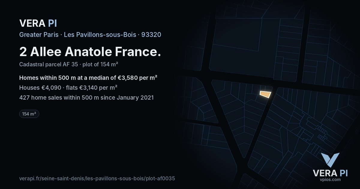 2 Allee Anatole France, Les Pavillons-sous-Bois at night – the plot lit, the parcels around coloured by the prices near them