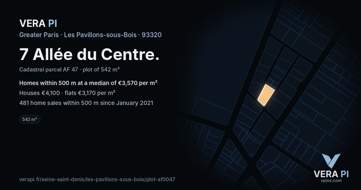 7 Allée du Centre, Les Pavillons-sous-Bois at night – the plot lit, the parcels around coloured by the prices near them