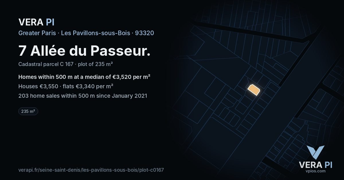 7 Allée du Passeur, Les Pavillons-sous-Bois at night – the plot lit, the parcels around coloured by the prices near them