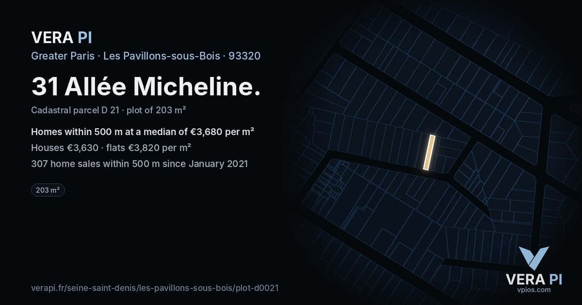 31 Allée Micheline, Les Pavillons-sous-Bois at night – the plot lit, the parcels around coloured by the prices near them