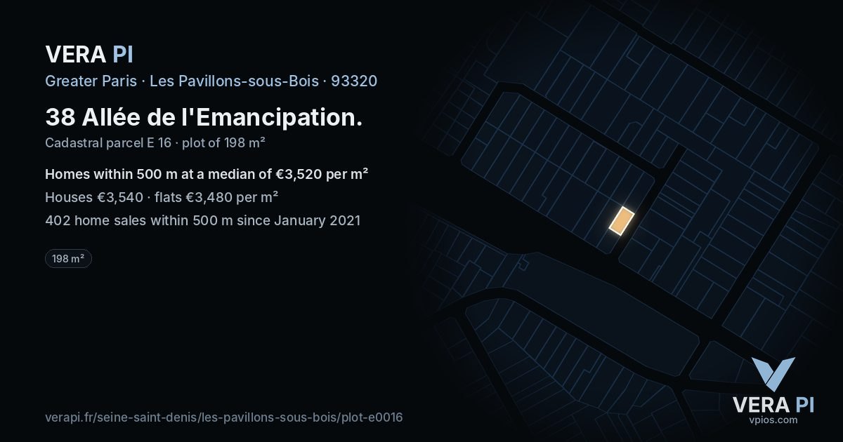 38 Allée de l'Emancipation, Les Pavillons-sous-Bois at night – the plot lit, the parcels around coloured by the prices near them