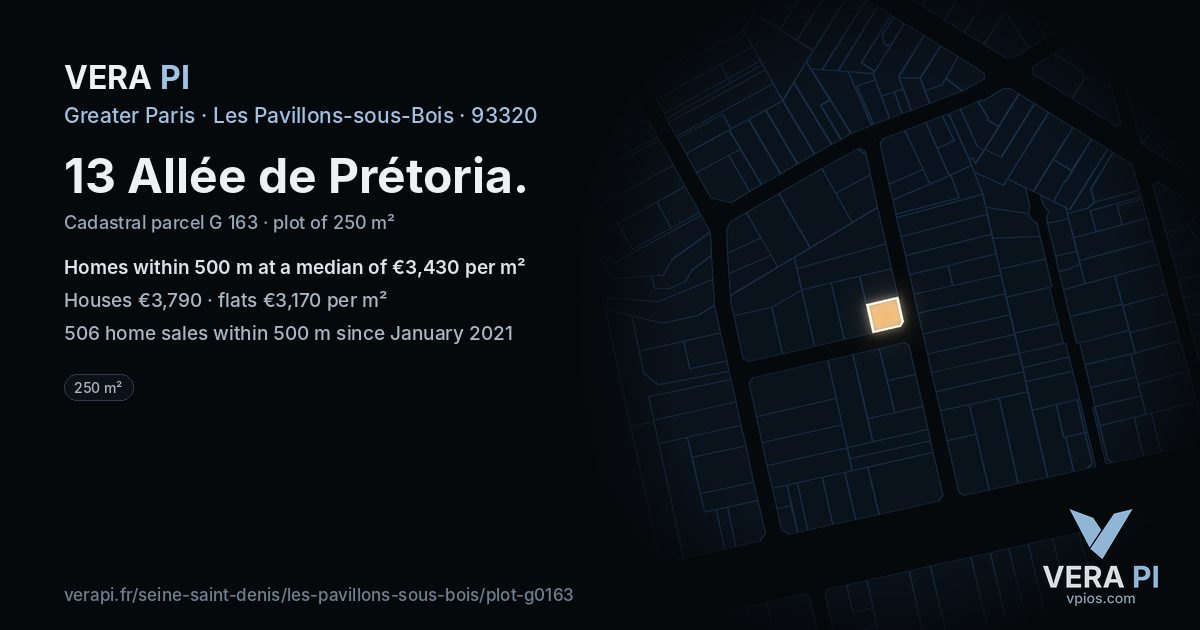13 Allée de Prétoria, Les Pavillons-sous-Bois at night – the plot lit, the parcels around coloured by the prices near them