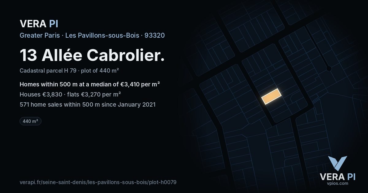 13 Allée Cabrolier, Les Pavillons-sous-Bois at night – the plot lit, the parcels around coloured by the prices near them