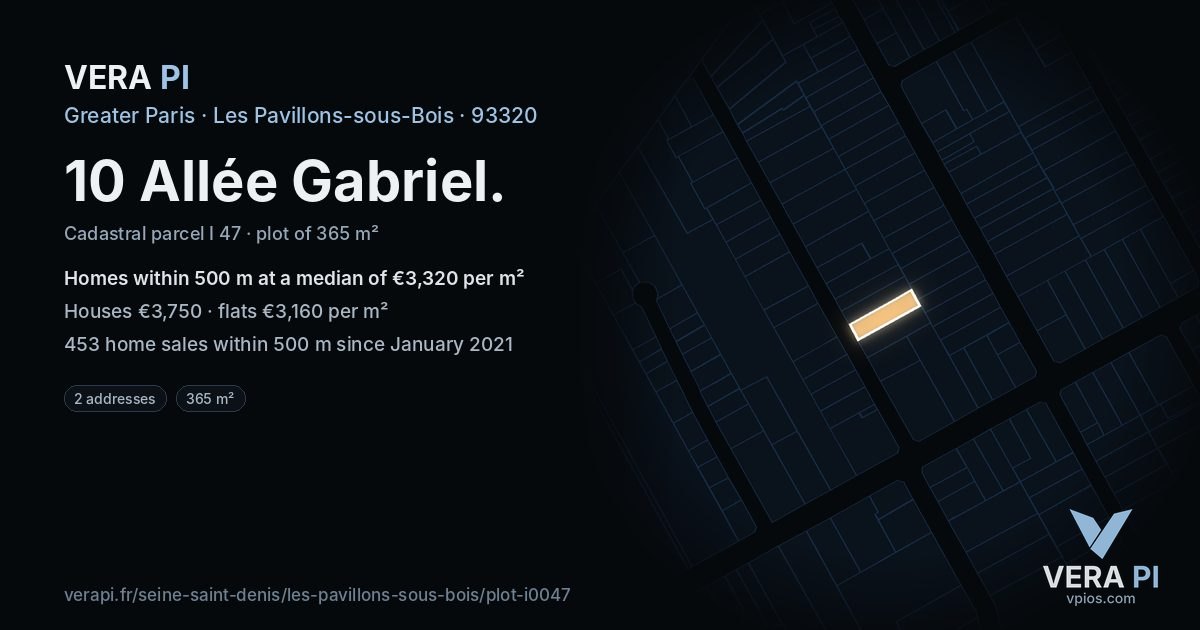 10 Allée Gabriel, Les Pavillons-sous-Bois at night – the plot lit, the parcels around coloured by the prices near them