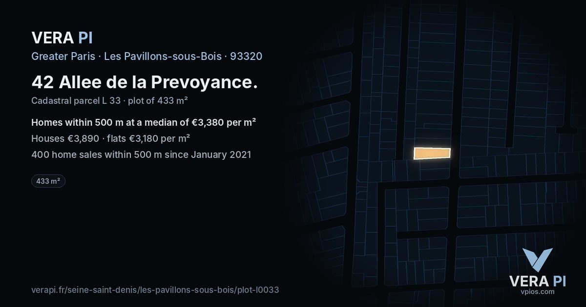 42 Allee de la Prevoyance, Les Pavillons-sous-Bois at night – the plot lit, the parcels around coloured by the prices near them