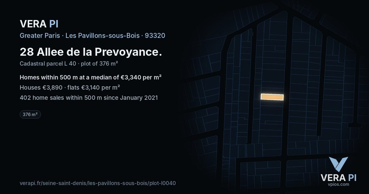 28 Allee de la Prevoyance, Les Pavillons-sous-Bois at night – the plot lit, the parcels around coloured by the prices near them