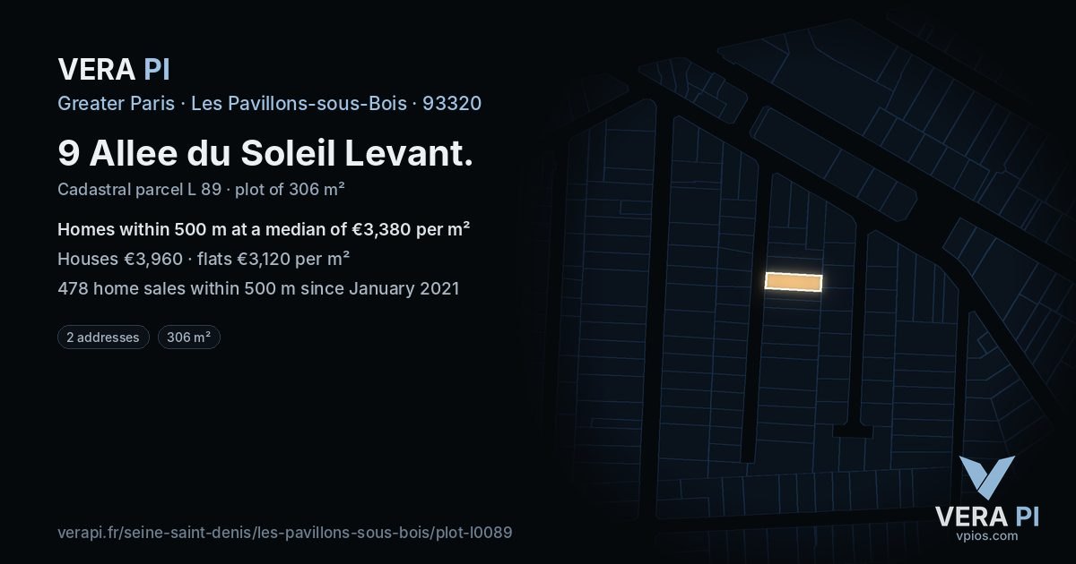 9 Allee du Soleil Levant, Les Pavillons-sous-Bois at night – the plot lit, the parcels around coloured by the prices near them