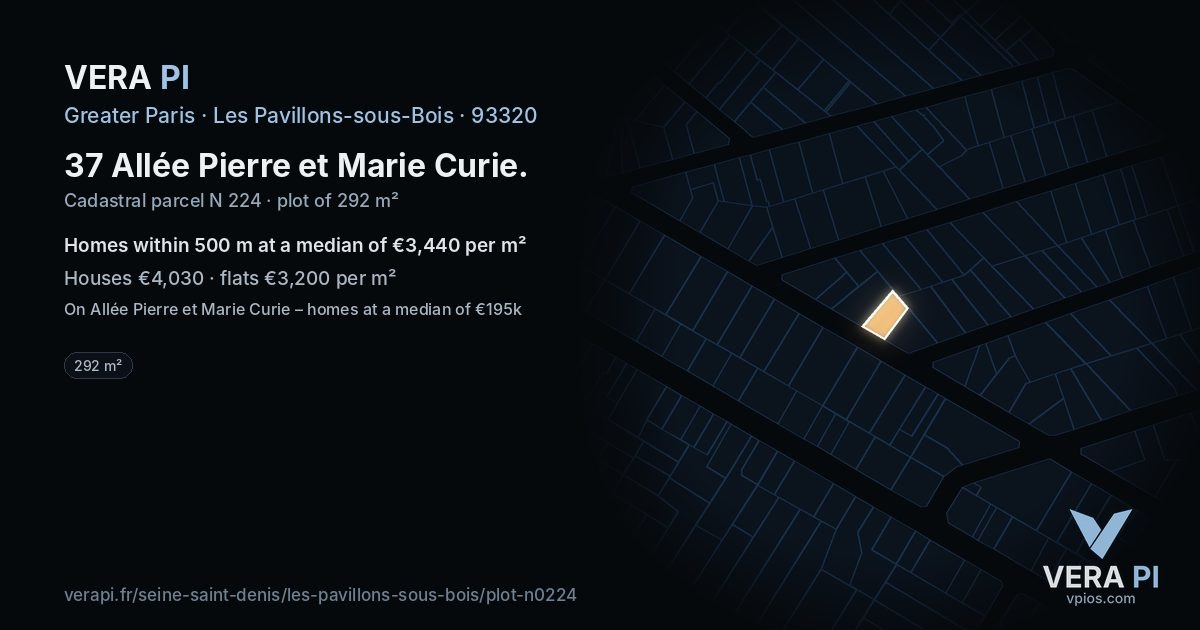 37 Allée Pierre et Marie Curie, Les Pavillons-sous-Bois at night – the plot lit, the parcels around coloured by the prices near them