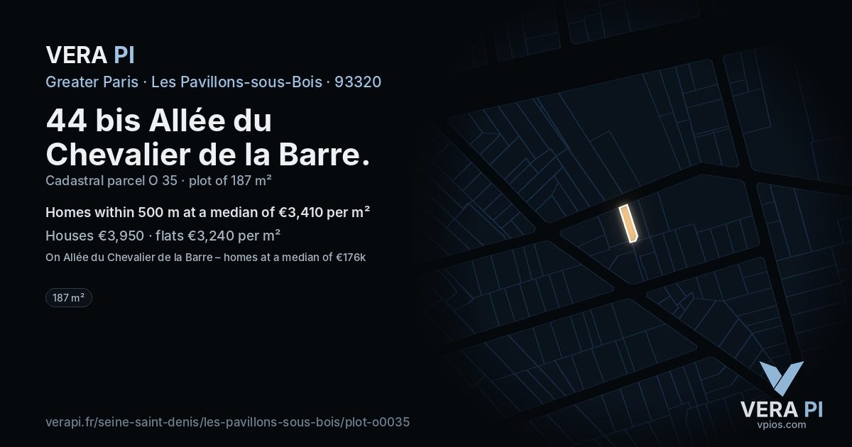 44 bis Allée du Chevalier de la Barre, Les Pavillons-sous-Bois at night – the plot lit, the parcels around coloured by the prices near them