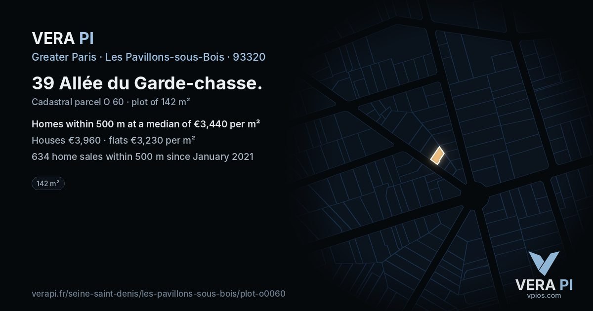39 Allée du Garde-chasse, Les Pavillons-sous-Bois at night – the plot lit, the parcels around coloured by the prices near them