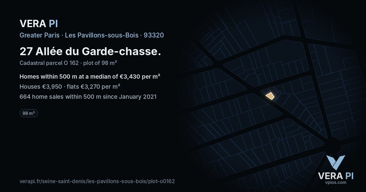 27 Allée du Garde-chasse, Les Pavillons-sous-Bois at night – the plot lit, the parcels around coloured by the prices near them