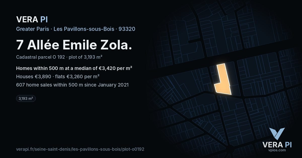 7 Allée Emile Zola, Les Pavillons-sous-Bois at night – the plot lit, the parcels around coloured by the prices near them