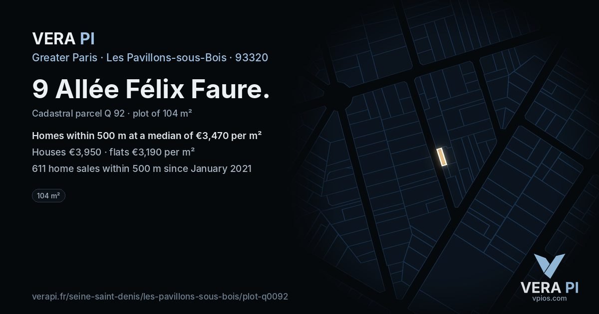 9 Allée Félix Faure, Les Pavillons-sous-Bois at night – the plot lit, the parcels around coloured by the prices near them