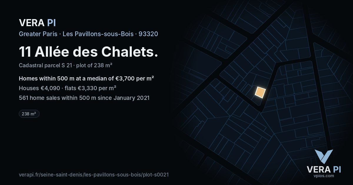 11 Allée des Chalets, Les Pavillons-sous-Bois at night – the plot lit, the parcels around coloured by the prices near them