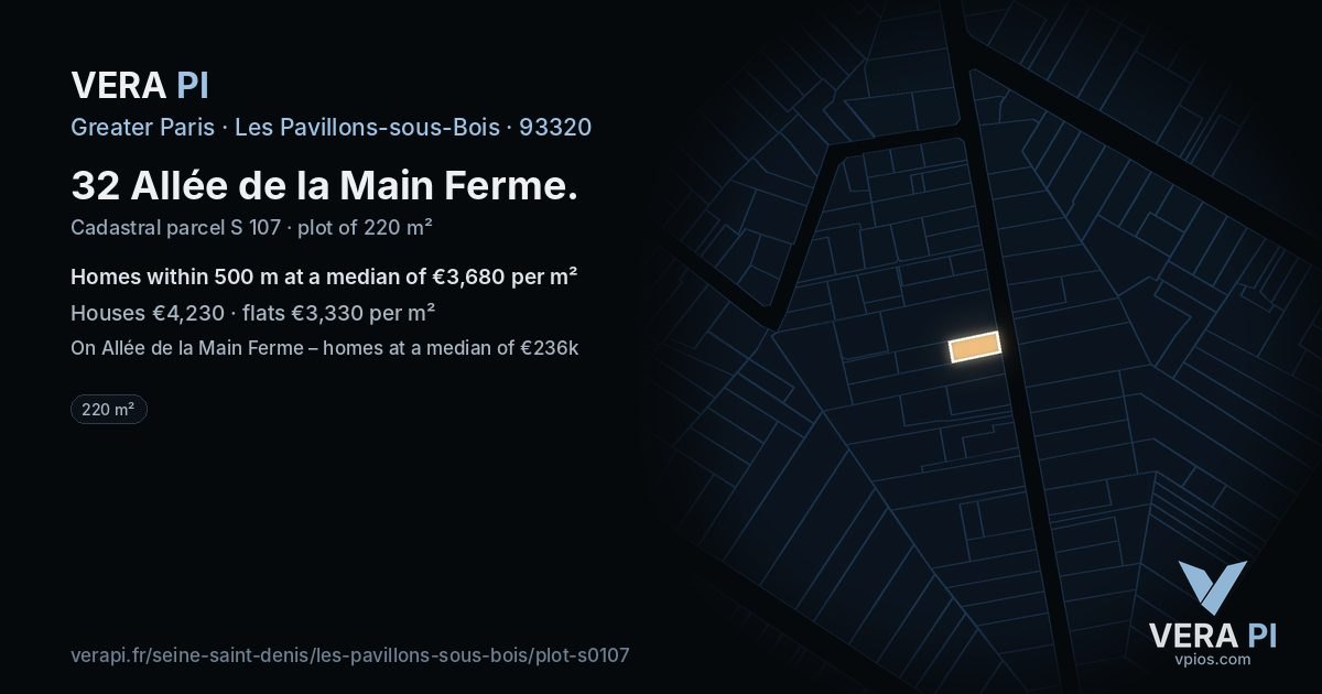 32 Allée de la Main Ferme, Les Pavillons-sous-Bois at night – the plot lit, the parcels around coloured by the prices near them
