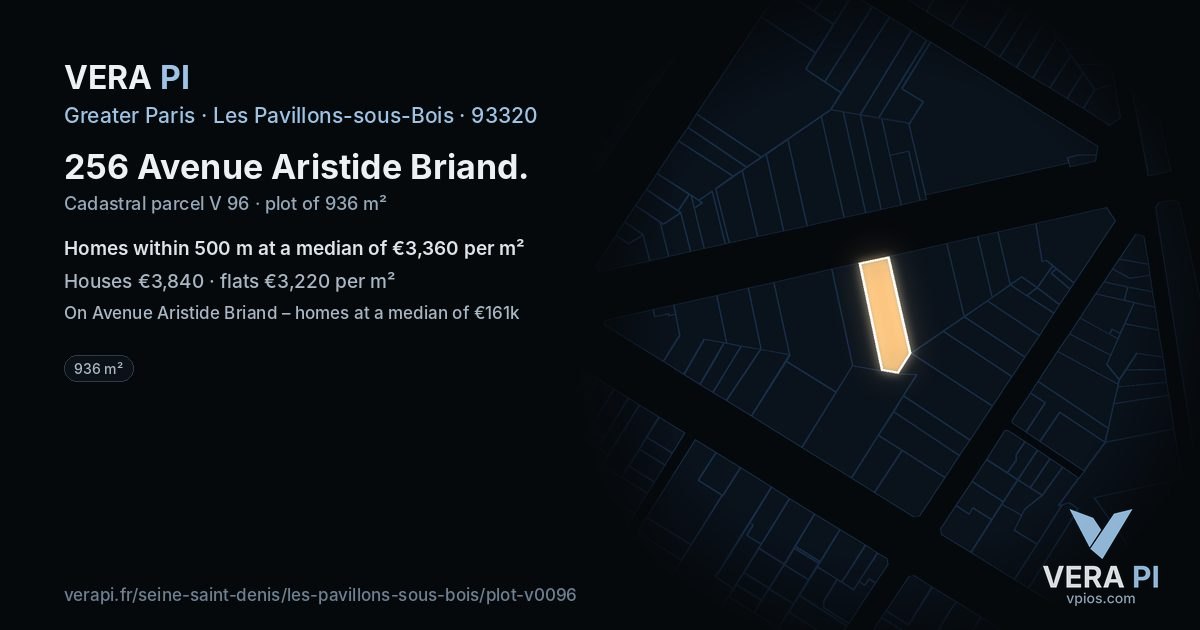 256 Avenue Aristide Briand, Les Pavillons-sous-Bois at night – the plot lit, the parcels around coloured by the prices near them