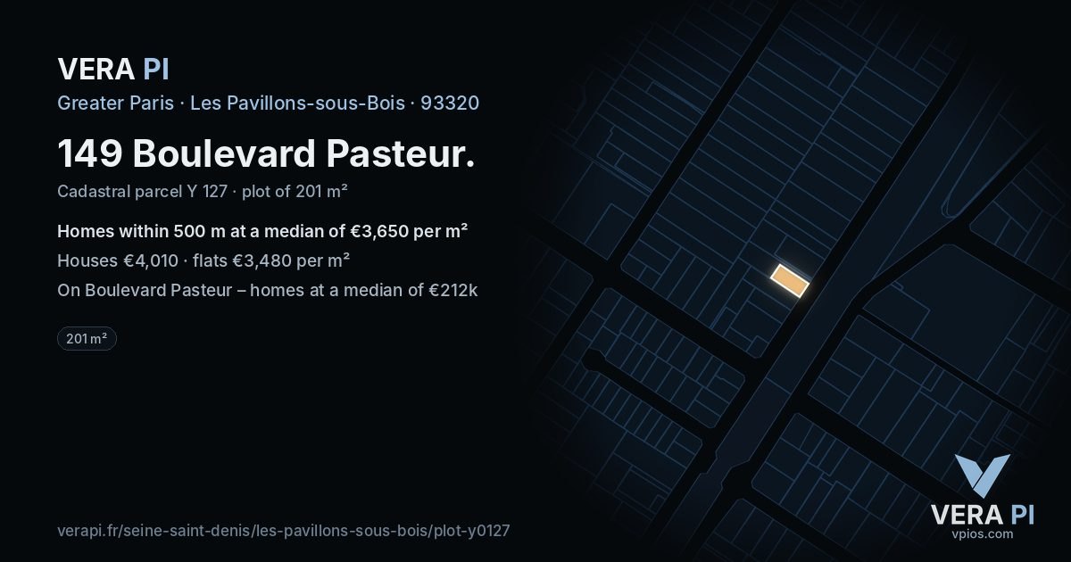 149 Boulevard Pasteur, Les Pavillons-sous-Bois at night – the plot lit, the parcels around coloured by the prices near them