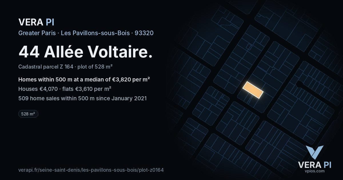 44 Allée Voltaire, Les Pavillons-sous-Bois at night – the plot lit, the parcels around coloured by the prices near them