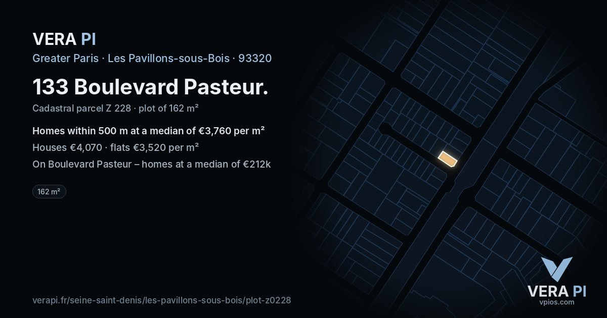 133 Boulevard Pasteur, Les Pavillons-sous-Bois at night – the plot lit, the parcels around coloured by the prices near them