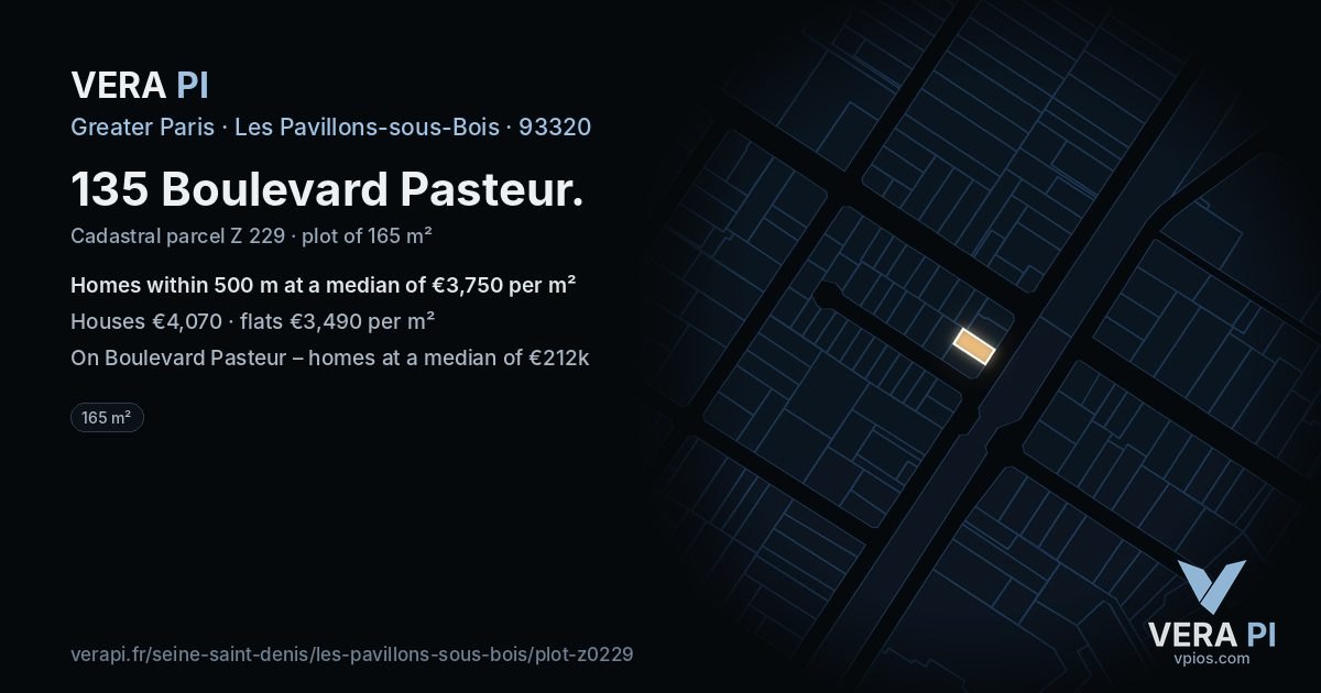 135 Boulevard Pasteur, Les Pavillons-sous-Bois at night – the plot lit, the parcels around coloured by the prices near them
