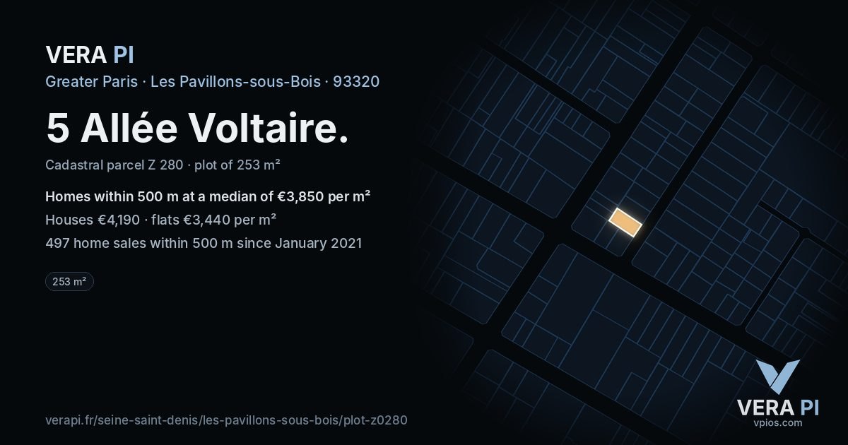 5 Allée Voltaire, Les Pavillons-sous-Bois at night – the plot lit, the parcels around coloured by the prices near them