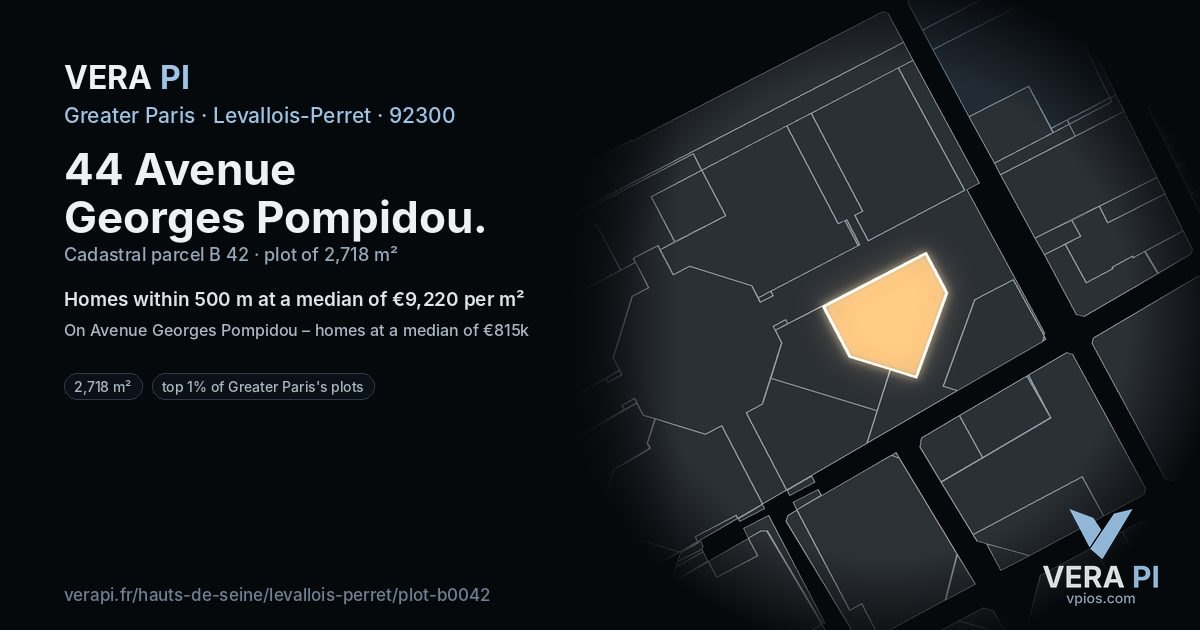 44 Avenue Georges Pompidou, Levallois-Perret at night – the plot lit, the parcels around coloured by the prices near them
