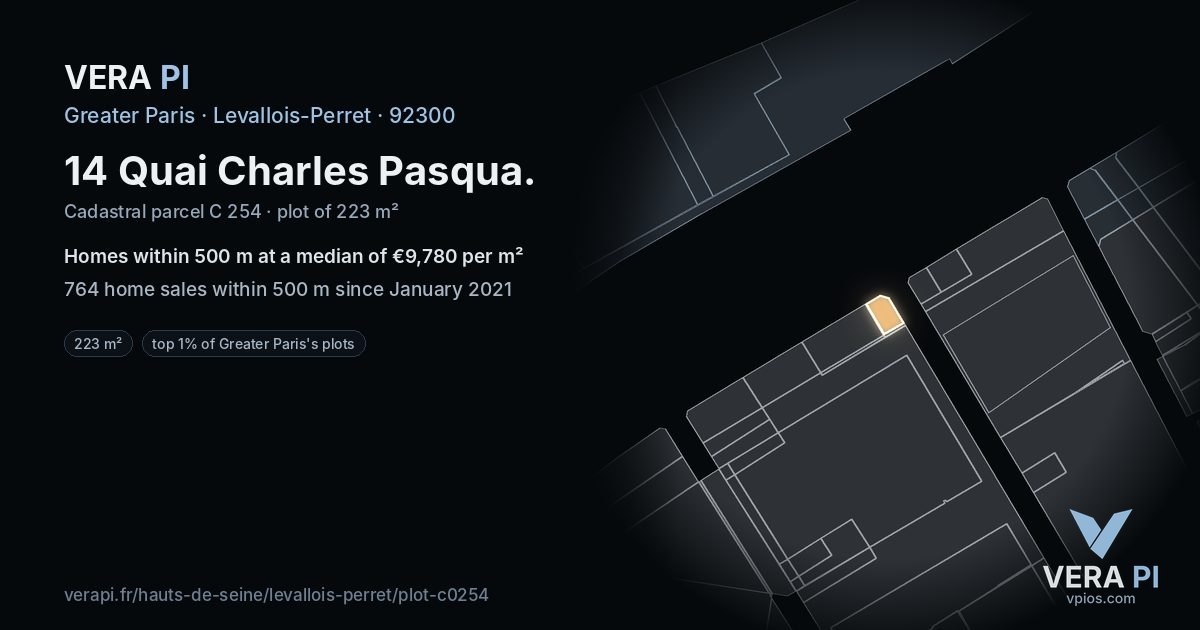 14 Quai Charles Pasqua, Levallois-Perret at night – the plot lit, the parcels around coloured by the prices near them
