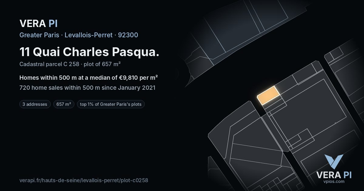11 Quai Charles Pasqua, Levallois-Perret at night – the plot lit, the parcels around coloured by the prices near them
