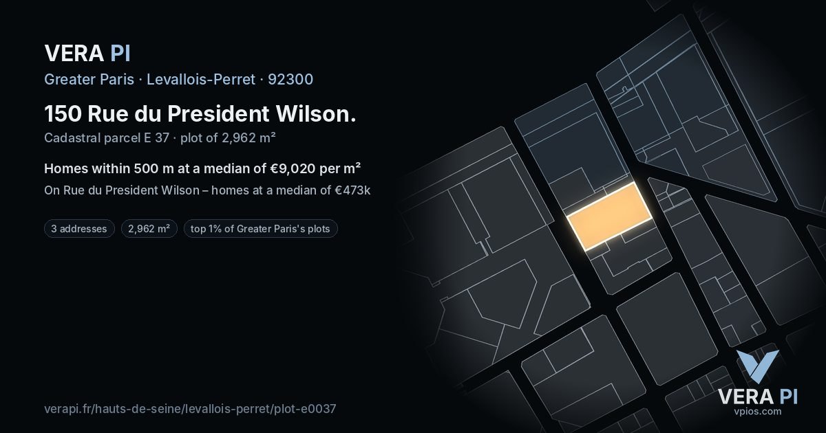 150 Rue du President Wilson, Levallois-Perret at night – the plot lit, the parcels around coloured by the prices near them