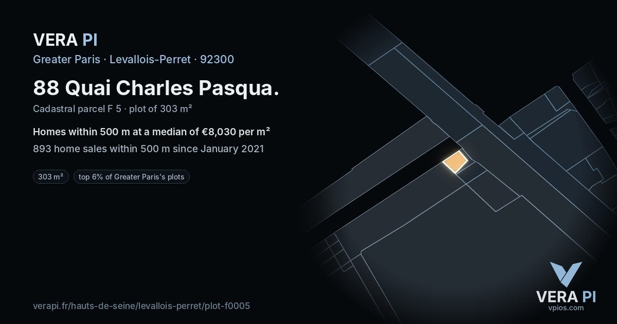 88 Quai Charles Pasqua, Levallois-Perret at night – the plot lit, the parcels around coloured by the prices near them