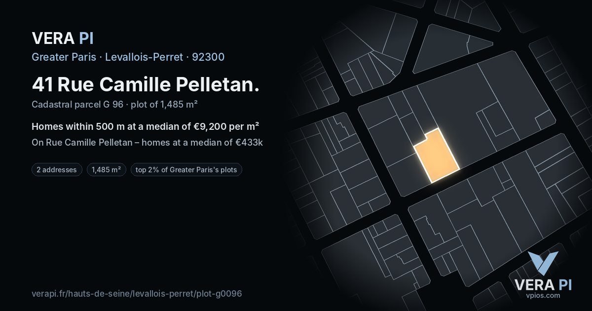41 Rue Camille Pelletan, Levallois-Perret at night – the plot lit, the parcels around coloured by the prices near them