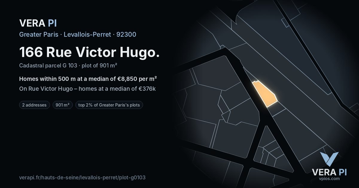 166 Rue Victor Hugo, Levallois-Perret at night – the plot lit, the parcels around coloured by the prices near them