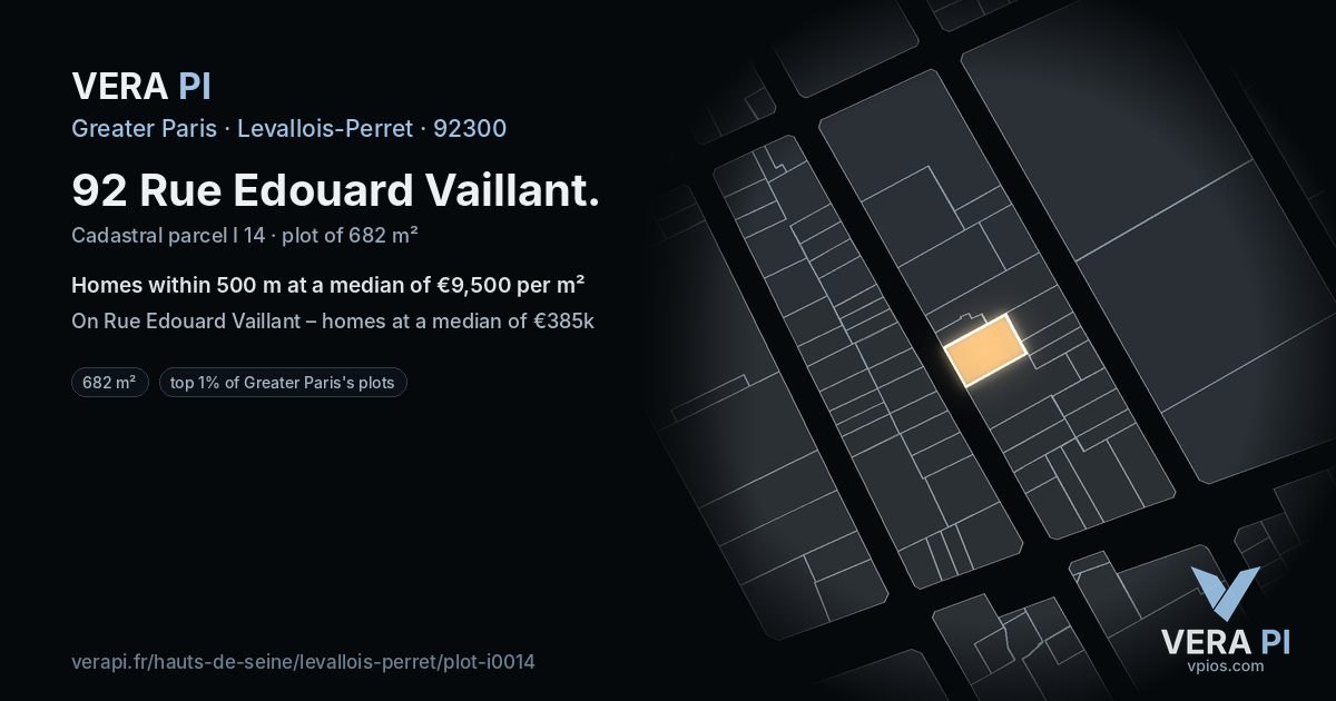 92 Rue Edouard Vaillant, Levallois-Perret at night – the plot lit, the parcels around coloured by the prices near them