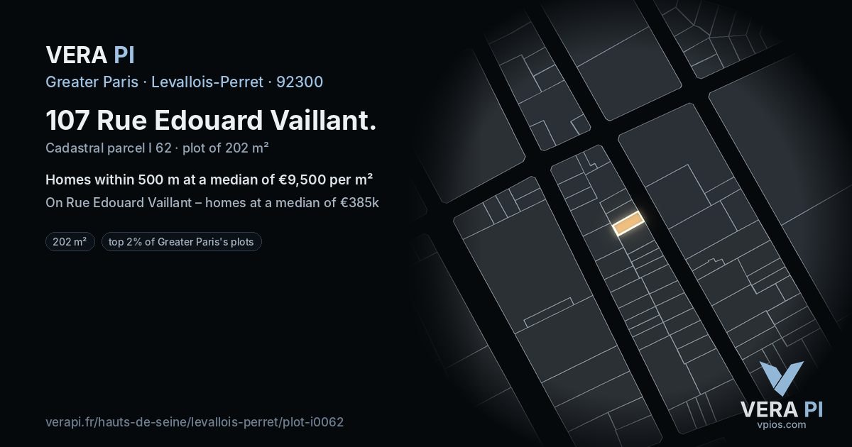 107 Rue Edouard Vaillant, Levallois-Perret at night – the plot lit, the parcels around coloured by the prices near them