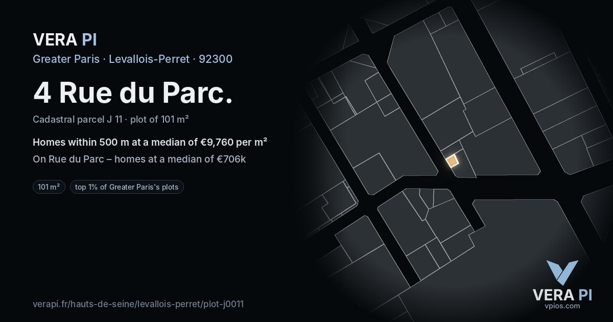 4 Rue du Parc, Levallois-Perret at night – the plot lit, the parcels around coloured by the prices near them