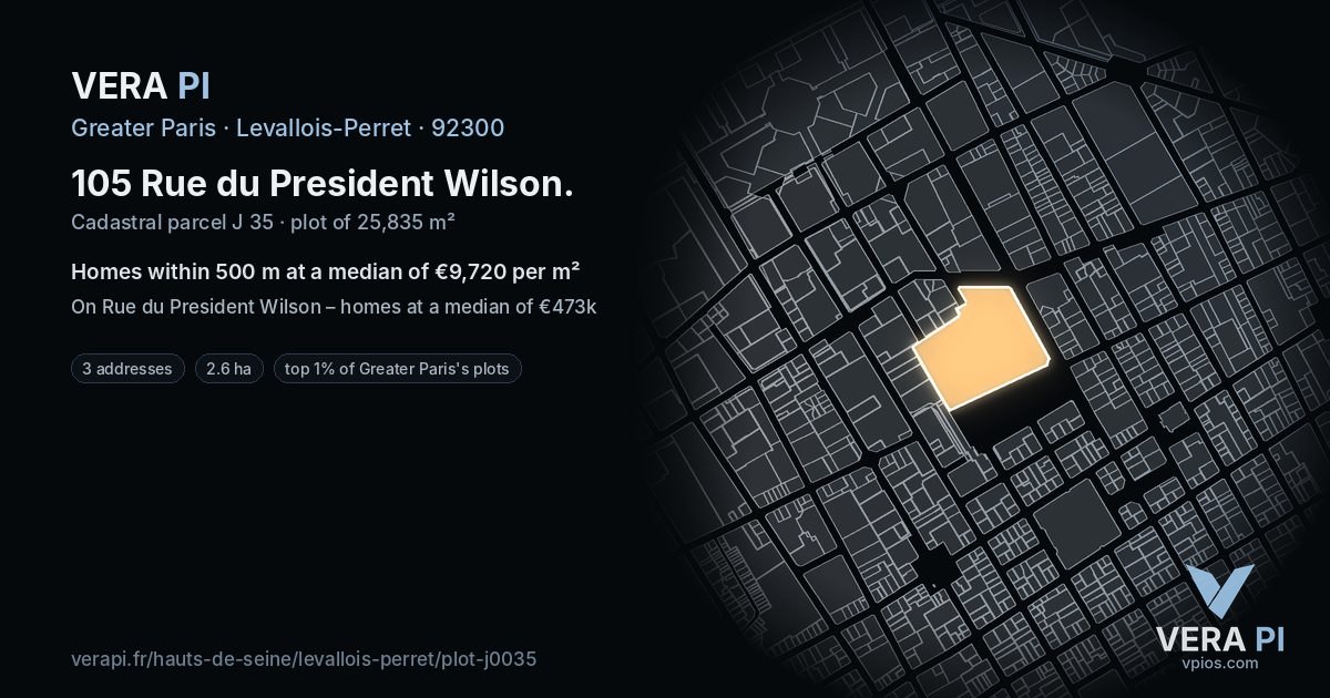 105 Rue du President Wilson, Levallois-Perret at night – the plot lit, the parcels around coloured by the prices near them