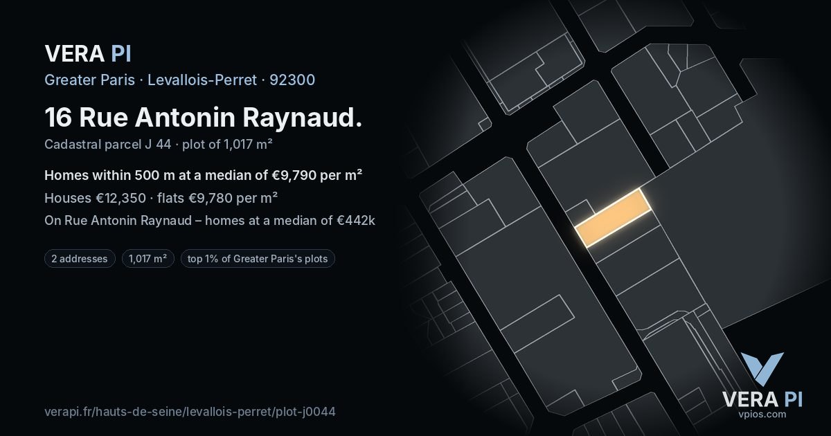 16 Rue Antonin Raynaud, Levallois-Perret at night – the plot lit, the parcels around coloured by the prices near them