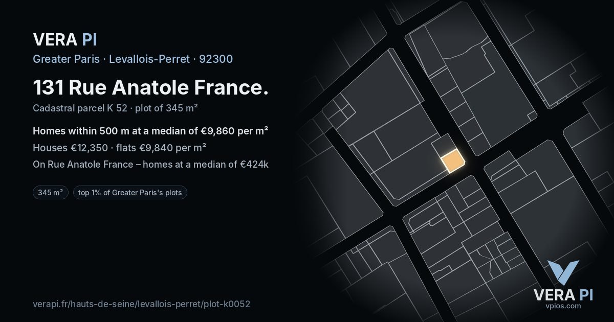 131 Rue Anatole France, Levallois-Perret at night – the plot lit, the parcels around coloured by the prices near them
