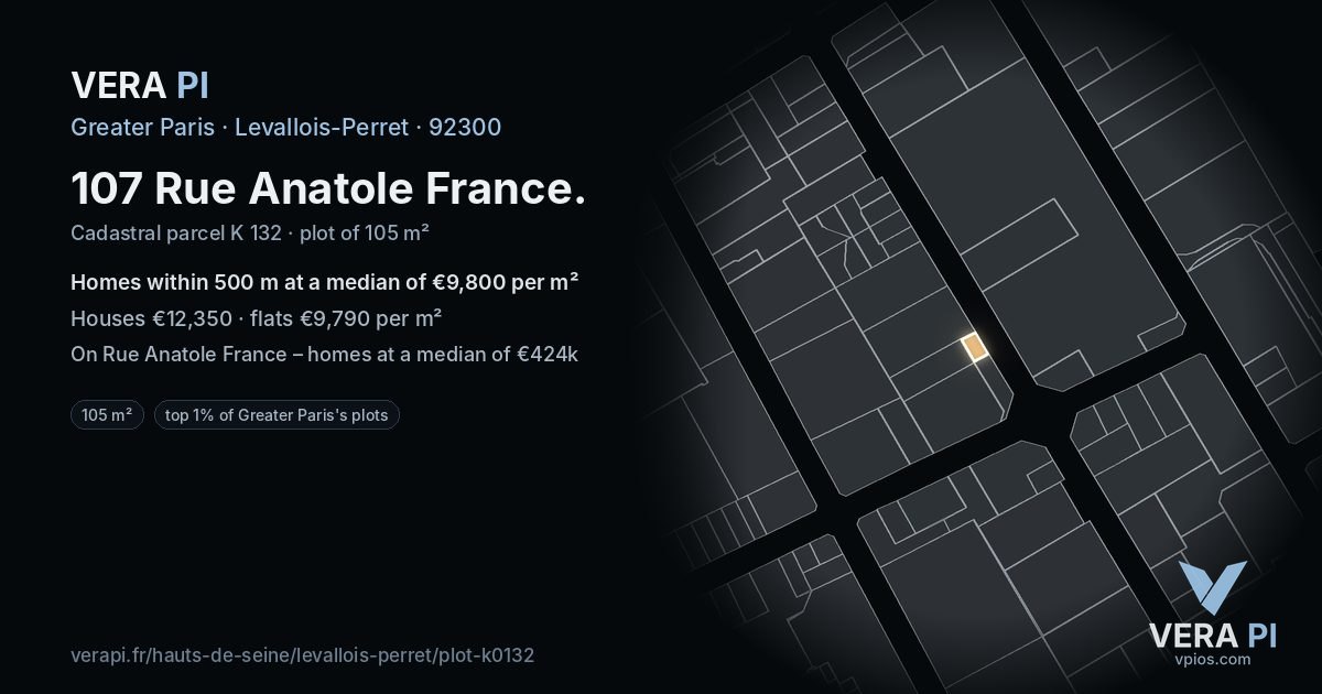 107 Rue Anatole France, Levallois-Perret at night – the plot lit, the parcels around coloured by the prices near them
