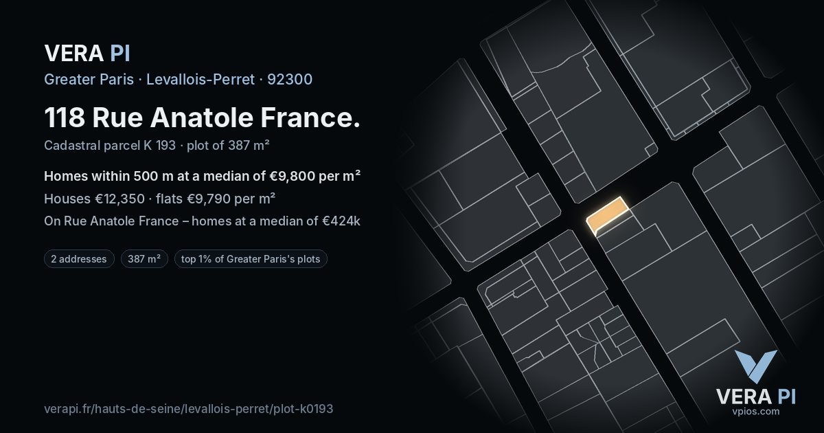 118 Rue Anatole France, Levallois-Perret at night – the plot lit, the parcels around coloured by the prices near them
