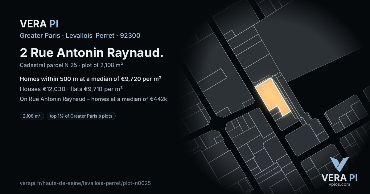 2 Rue Antonin Raynaud, Levallois-Perret at night – the plot lit, the parcels around coloured by the prices near them