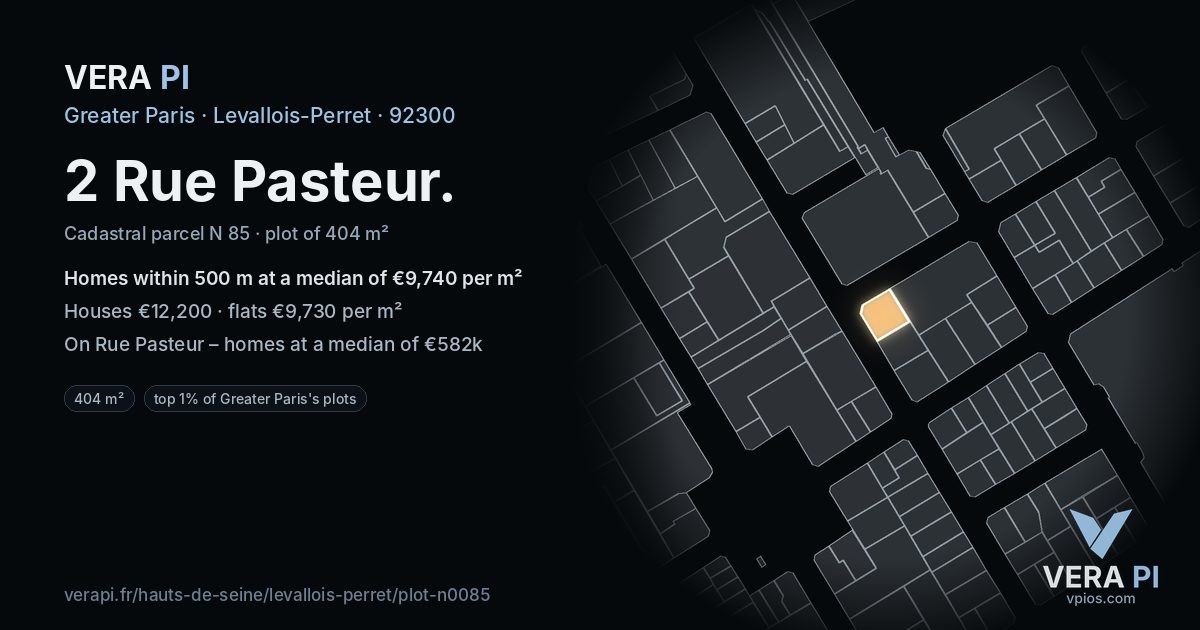 2 Rue Pasteur, Levallois-Perret at night – the plot lit, the parcels around coloured by the prices near them