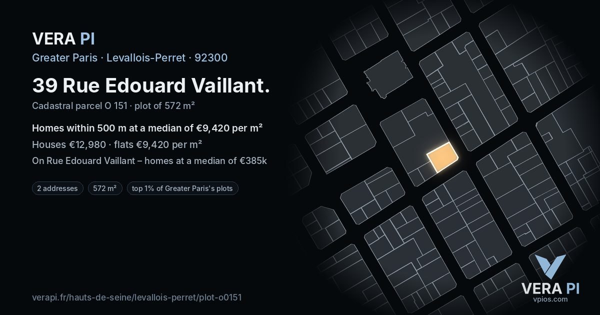39 Rue Edouard Vaillant, Levallois-Perret at night – the plot lit, the parcels around coloured by the prices near them