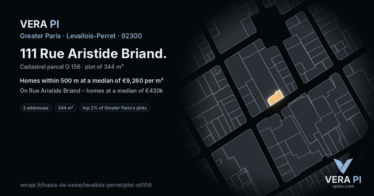 111 Rue Aristide Briand, Levallois-Perret at night – the plot lit, the parcels around coloured by the prices near them