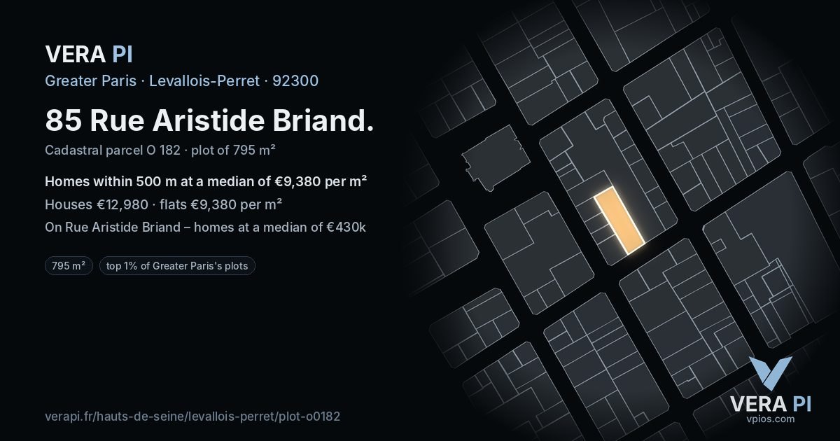 85 Rue Aristide Briand, Levallois-Perret at night – the plot lit, the parcels around coloured by the prices near them