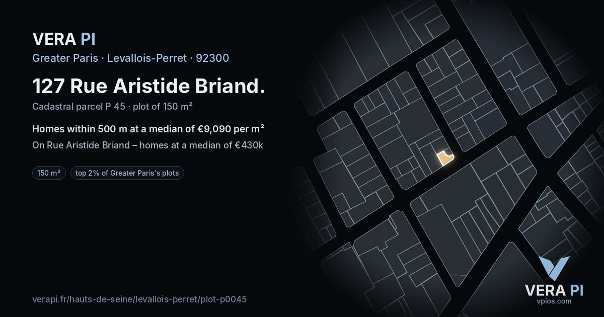 127 Rue Aristide Briand, Levallois-Perret at night – the plot lit, the parcels around coloured by the prices near them