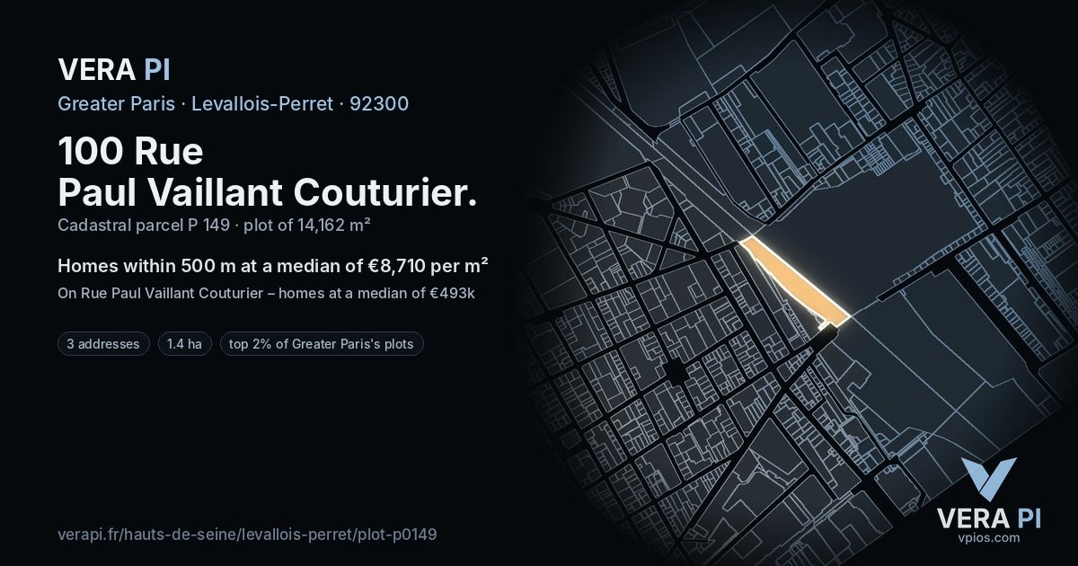 100 Rue Paul Vaillant Couturier, Levallois-Perret at night – the plot lit, the parcels around coloured by the prices near them
