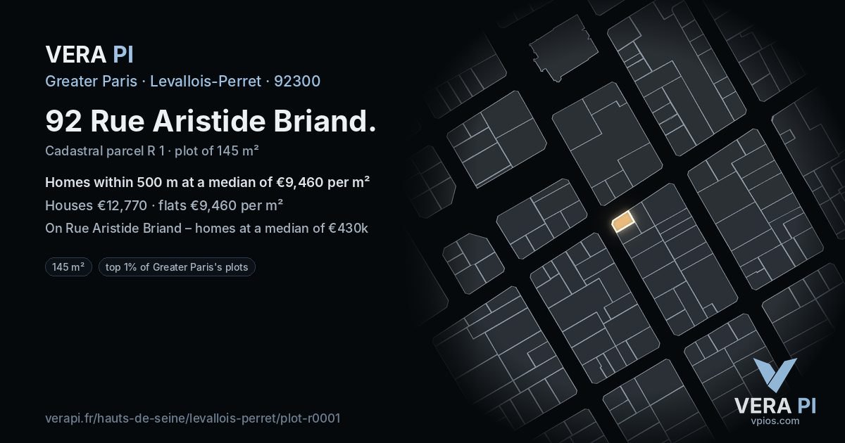 92 Rue Aristide Briand, Levallois-Perret at night – the plot lit, the parcels around coloured by the prices near them